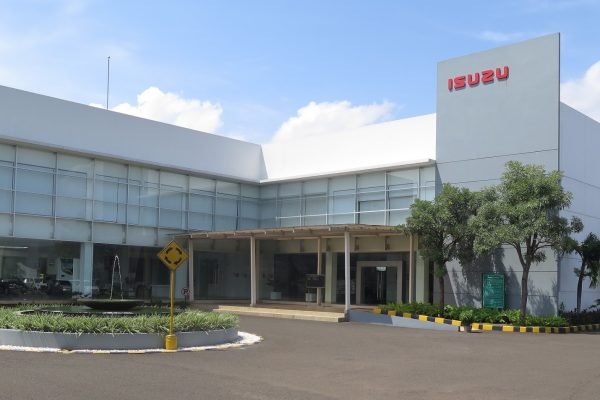 PT.-Mesin-Isuzu-Indonesia