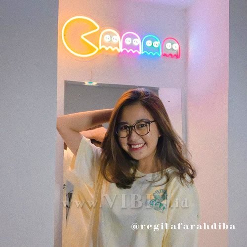 pho1o-regita-farahdiba-custom-nama-custom-neonflex-jakarta-tangerang-bogor-depok-bekasi-bintaro-neon-sign.jpg